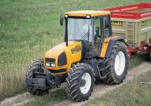 Traktory z napędem 4WD Renault Temis 650 Z