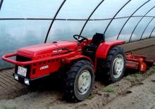 Traktory z napędem 4WD Carraro Tigrone 4300 A