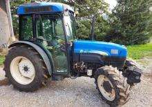 Traktory z napędem 4WD New Holland TN 85 FA DT (700)