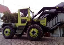 Traktory z napędem 4WD Mercedes-Benz Trac 800
