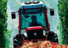 Traktory z napędem 4WD Carraro TRH 9400