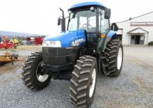Traktory z napędem 4WD New Holland TS6.120