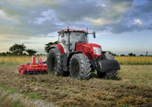 Traktory z napędem 4WD McCormick X8.627 VT-Drive Clever 