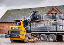 Ładowarki o sterowaniu burtowym JCB 225T