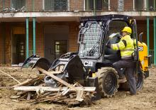 Ładowarki o sterowaniu burtowym JCB 300