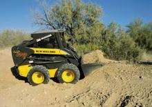 Ładowarki o sterowaniu burtowym New Holland LS 170