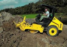 Pojedyncze walce drogowe Bomag BW 124 PDH