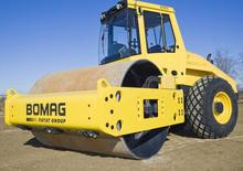 Pojedyncze walce drogowe Bomag BW 211 D-40