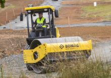 Pojedyncze walce drogowe Bomag BW 213 D-5