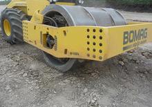 Pojedyncze walce drogowe Bomag BW 332 DEEP Impact