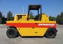 Walce na gumowych kołach Dynapac CP 22