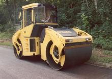 Walce wibracyjne tandemowe Bomag BW 161 AD-4