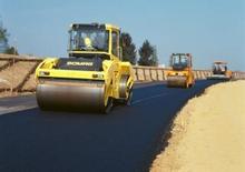 Walce wibracyjne tandemowe Bomag BW 202 AD-4