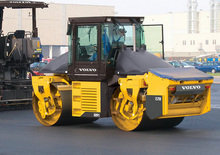 Walce wibracyjne tandemowe Volvo DD95