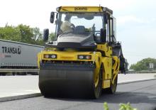 Walce wibracyjne tandemowe Bomag BW 174 AP 4f