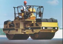 Walce wibracyjne tandemowe Caterpillar CB-434