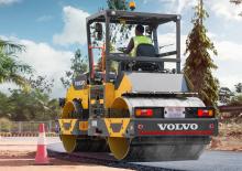 Walce wibracyjne tandemowe Volvo DD90B
