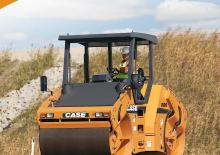 Walce wibracyjne tandemowe Case DV213