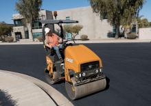 Walce wibracyjne tandemowe Case DV26E