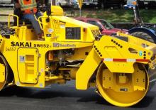 Walce wibracyjne tandemowe Sakai SW652-1