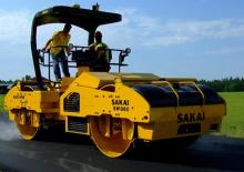 Walce wibracyjne tandemowe Sakai SW880