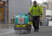 Walec wibracyjny do wykopów Ammann ARW 65