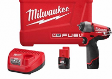 Wkrętarki i zakrętarki akumulatorowe Milwaukee 2452-22