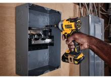 Wkrętarki i zakrętarki akumulatorowe DEWALT DCF809C1