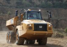 Wozidła przegubowe Caterpillar 730C