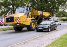 Wozidła przegubowe Caterpillar 730