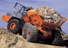 Wozidła przegubowe Hitachi AH400