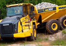 Wozidła przegubowe Komatsu HM300-2R