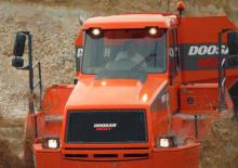 Wozidła przegubowe Doosan MT 26