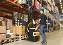 Wózki platformowe podnośnikowe Caterpillar NSP14N2R