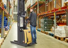 Wózki platformowe podnośnikowe Caterpillar NSV12P