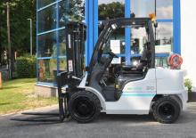 Wózki widłowe LPG UniCarriers DX2-30