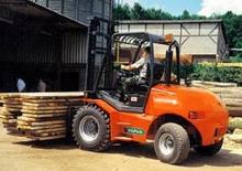 Terenowe wózki widłowe Ausa C 400 H-500