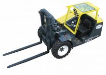 Wózki widłowe z silnikiem wysokoprężnym Combi-Lift Combi RT W 3000