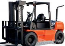 Wózki widłowe z silnikiem wysokoprężnym Doosan D 70 S 5 (3G)
