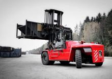 Wózki widłowe z silnikiem wysokoprężnym Kalmar DCG280-12LB