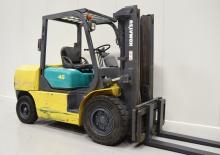 Wózki widłowe z silnikiem wysokoprężnym Komatsu FD 45 T 7