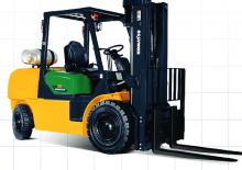 Wózki widłowe z silnikiem wysokoprężnym Komatsu FD 45 T 8