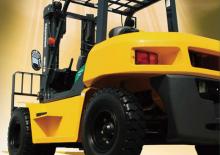 Wózki widłowe z silnikiem wysokoprężnym Komatsu FD60-10