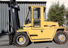 Wózki widłowe z silnikiem wysokoprężnym Caterpillar V 225 C