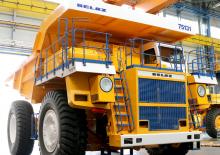 Wywrotka tylnozsypowa Belaz 7513A
