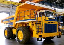 Wywrotka tylnozsypowa Belaz 75453