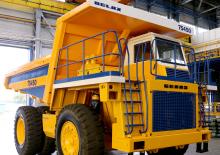 Wywrotka tylnozsypowa Belaz 75454