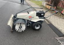 Zamiatarki sterowane ręcznie Cramer KM HVR 100