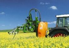 Opryskiwacze zawieszane Amazone UF 1201 (21)