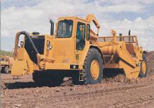 Zgarniarki Caterpillar 637E